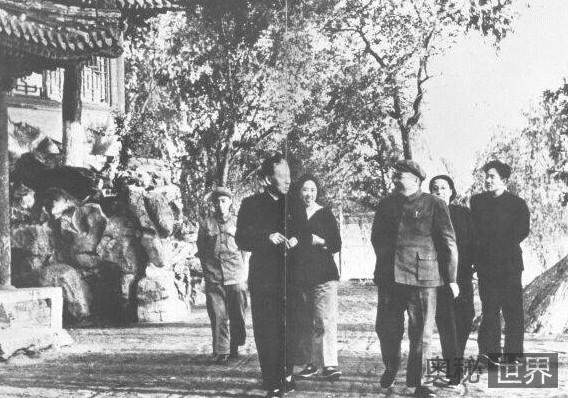 彭德怀为什么要离开中南海？