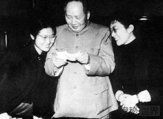 毛泽东给哪些女性写过诗词