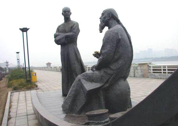 左宗棠年轻时贫穷落魄 为何两江总督却选择与他结亲？