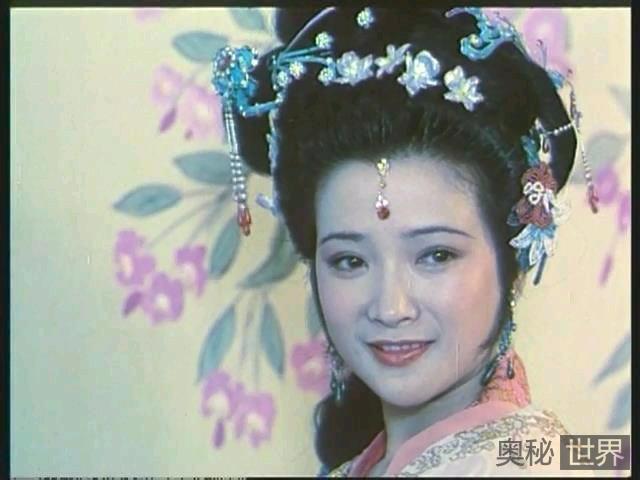 红楼梦中秦可卿的身世之谜