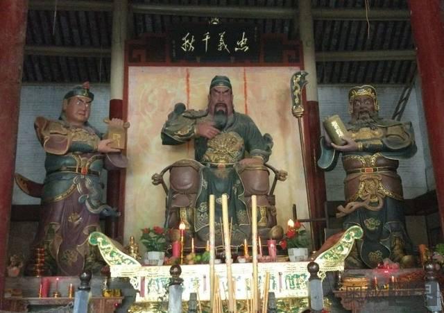 赵匡胤为什么将关羽和张飞踢出武庙