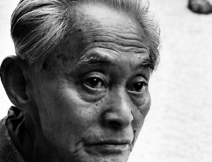 日本作家川端康成生平简介