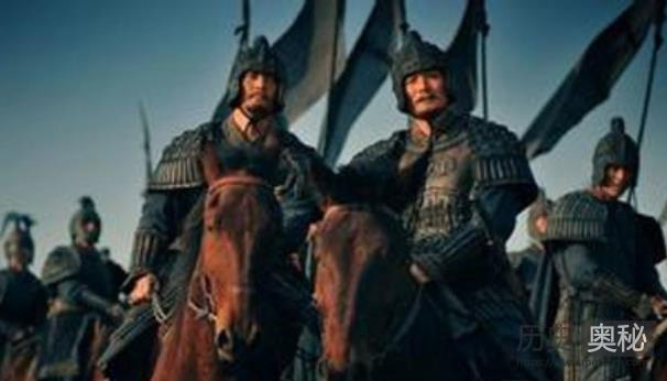 古人们所说的脑后有反骨的人真的不能信任吗？