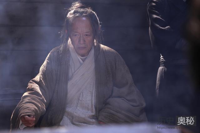 魏忠贤权倾朝野，为何17岁的崇祯轻易地就除掉他？