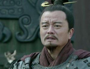 率先称帝的袁术为何迅速败亡？