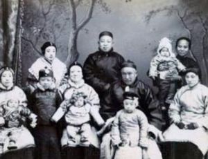 军阀张宗昌的姨太太为什么多数是娱乐圈中人？