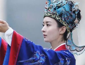 古代诰命夫人是官职吗