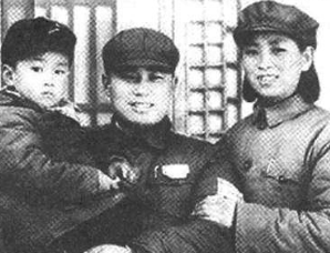 王近山：三次书写抗战辉煌