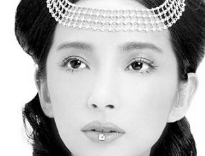乾隆宠妃香妃复原图，竟酷似李冰冰
