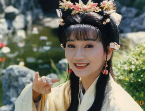 秦始皇与阿房女什么关系？