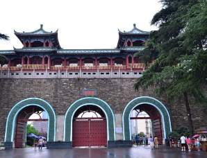 为何宋高宗赵构南方定都，选择了杭州而非南京？ 