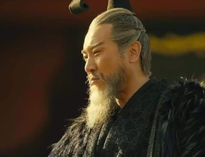 曹操为什么至死都没有称帝？