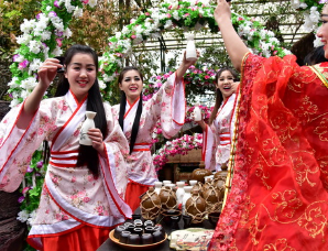 古代“喝花酒”都有什么节目